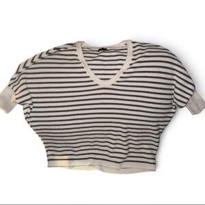 Womens Express Striped Short Sleeve Cropped V-Neck Knit Sweater Size M